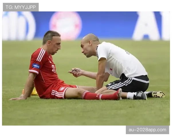 博尼法斯在强强对话中的关键作用与战术价值解析